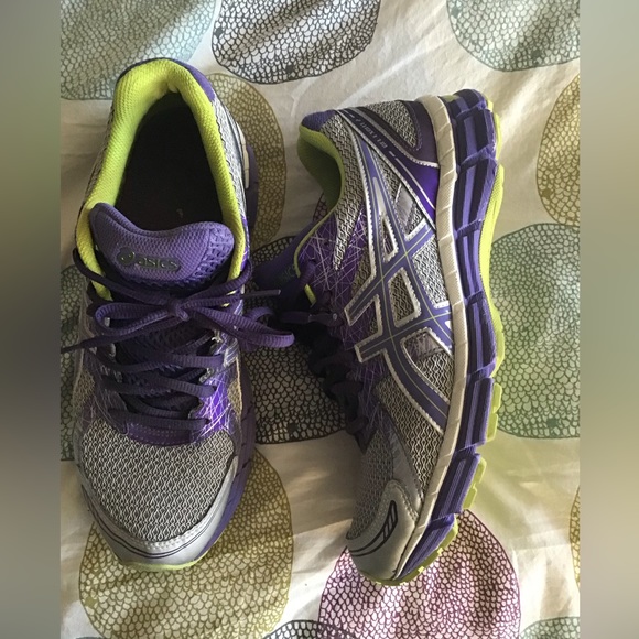 Womens ASICS Sneakers - Picture 5 of 6